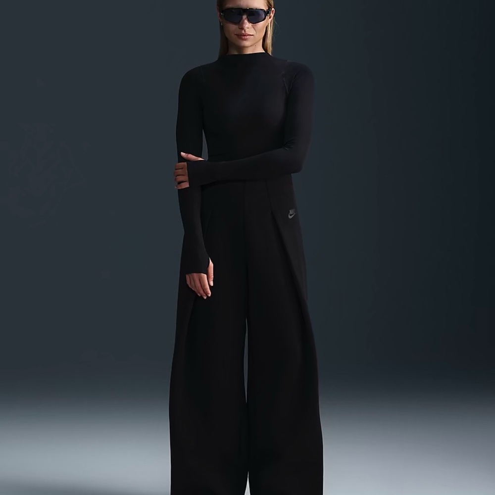 Nike Sportswear Tech Fleece Pleated Pants